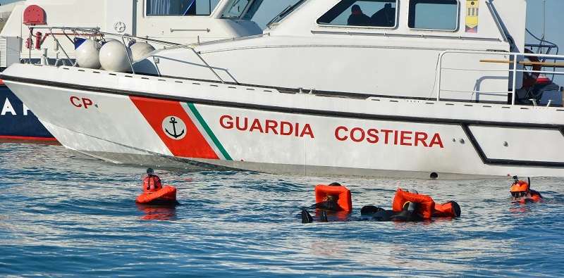 Tragedia in mare, muore sub 50enne. Vani i soccorsi