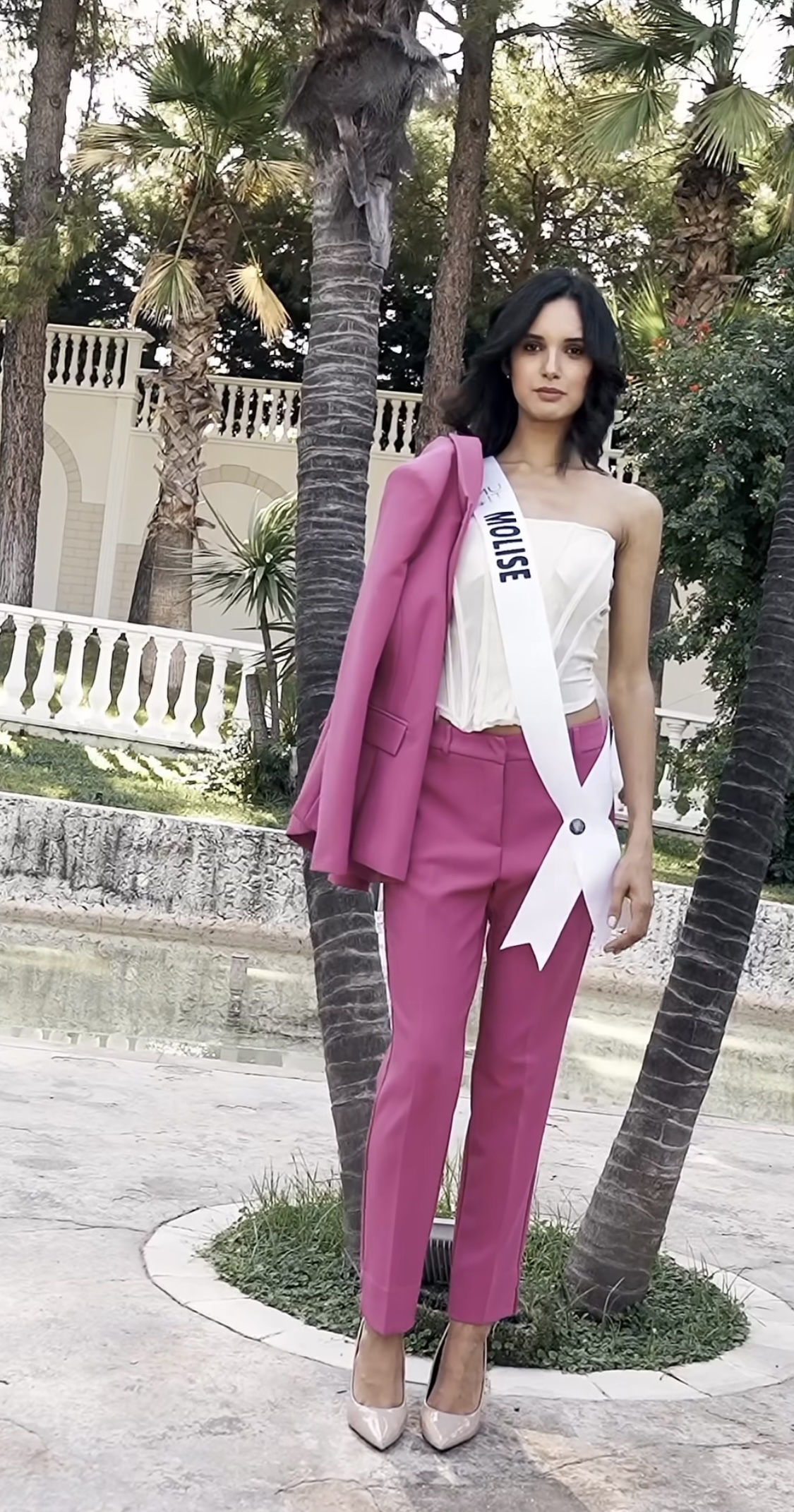 Miss Universe, il Molise sarà rappresentato da una ragazza pugliese: la  22enne Vanessa Di Lernia vola in finale a El Salvador - Molise Tabloid