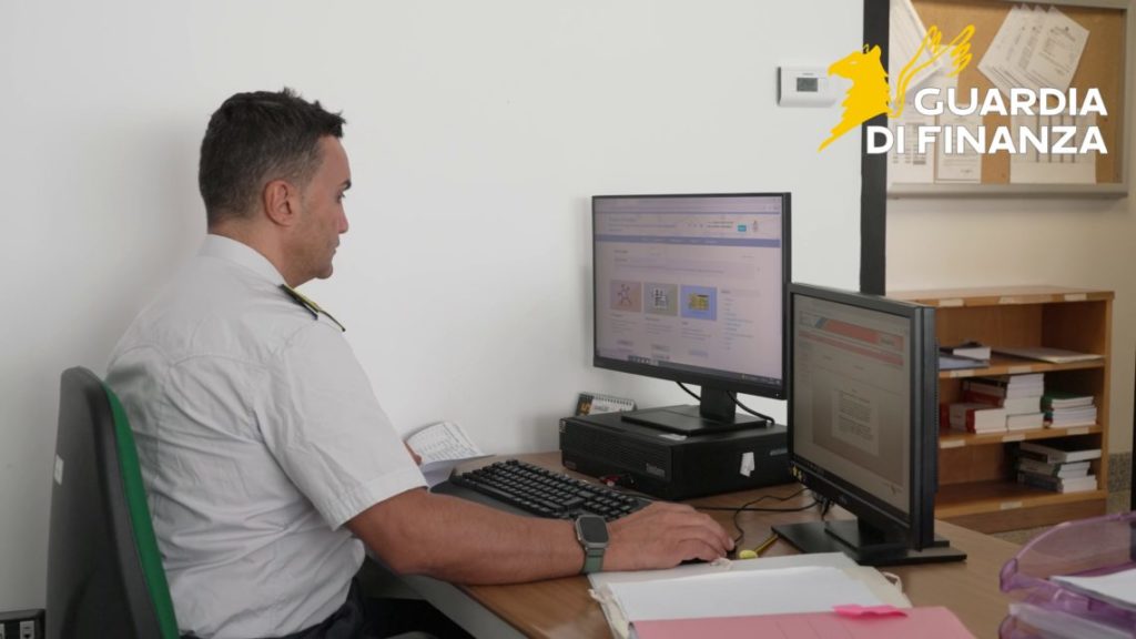 Finanza: scoperte 4 lavoratrici in “nero” in un locale, conto “salato” per il gestore
