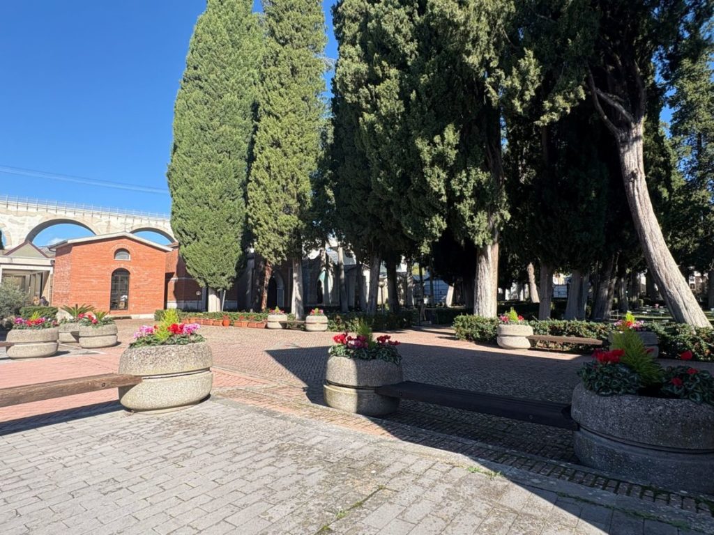 Isernia, realizzati 70 nuovi loculi e 40 ossari di emergenza nel cimitero comunale