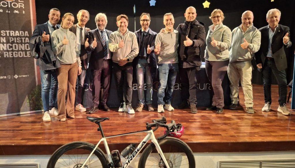 Andrea Montermini incontra gli studenti, il campione automobilistico in Molise per una lezione di guida responsabile