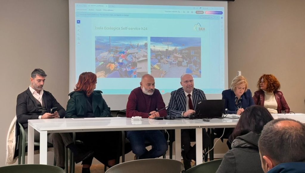 Differenziata, novità in arrivo: aumento ecostazioni, meno mastelli sulle rastrelliere e potenziamento videosorveglianza