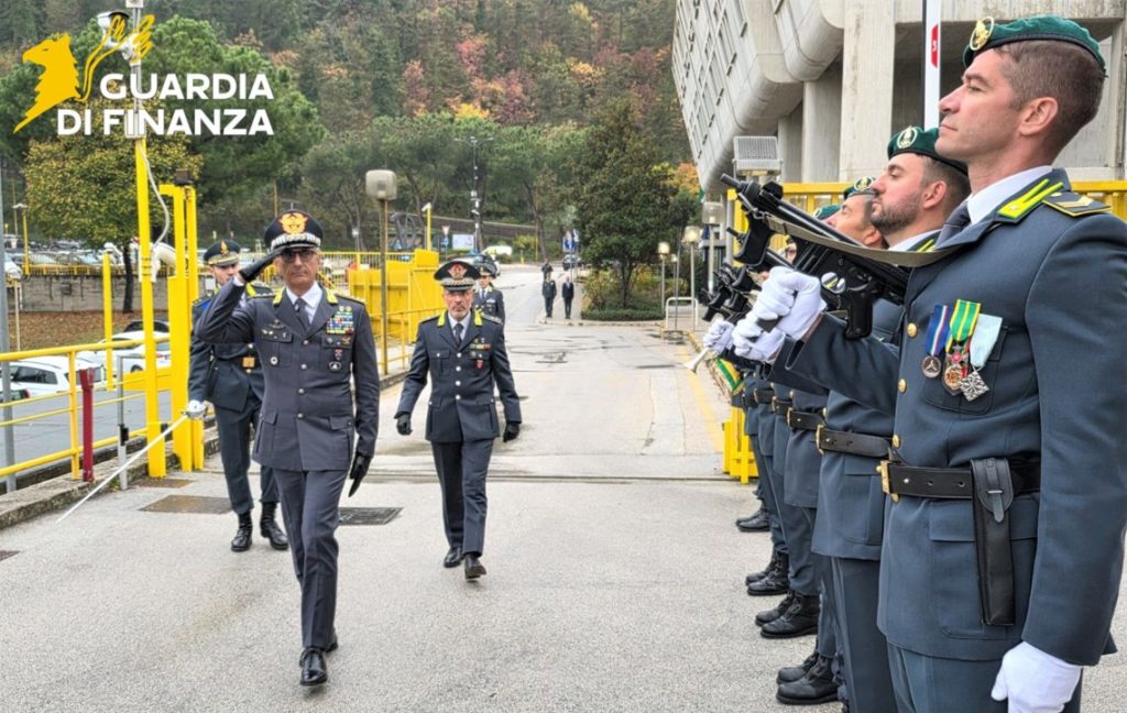 Finanza, il comandante interregionale Francesco Greco in visita al Comando del Molise