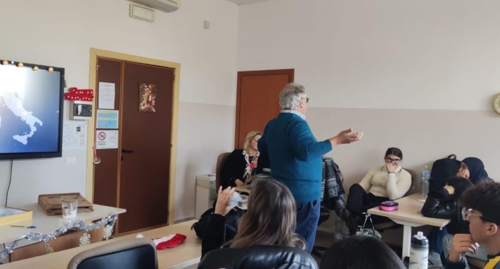 Tutelare la Natura, volontari di Abm in classe con il progetto “Aula sconfinate”