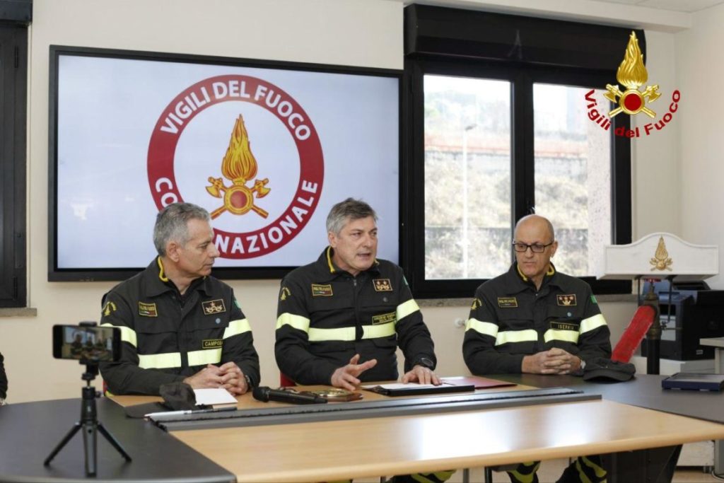 Vigili del Fuoco, si è insediato il nuovo direttore regionale Leandro Cuzzocrea. FOTO