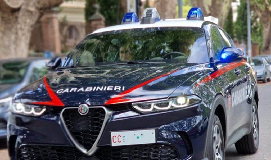 Ruba furgone, 43enne rintracciato e arrestato dai Carabinieri