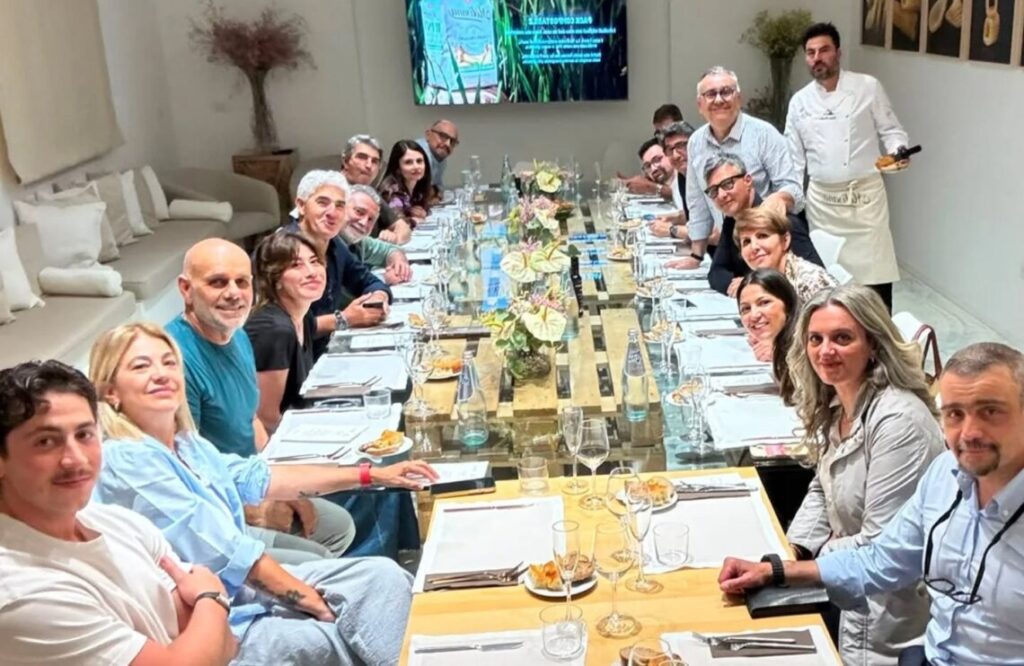 Izzo, Raffaele e Paolantoni insieme al regista Milani a Campobasso: il film “Salute!” a “tavola” con La Molisana