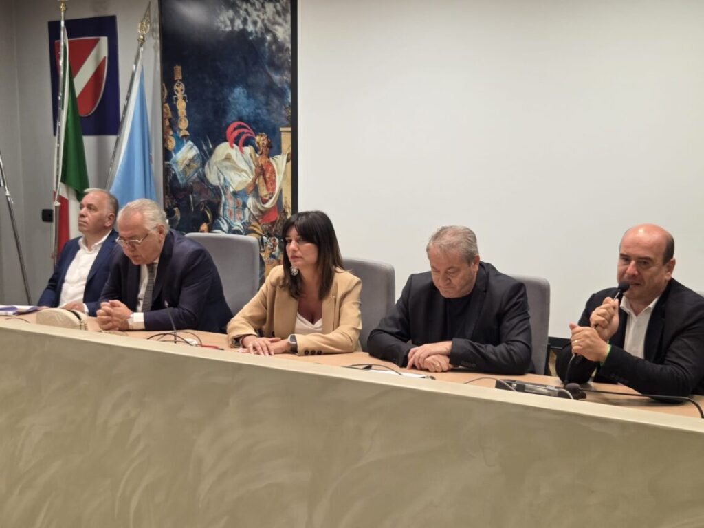 Presentata la “Linea Stadi”: “intervento concreto per rilanciare l’impiantistica sportiva”