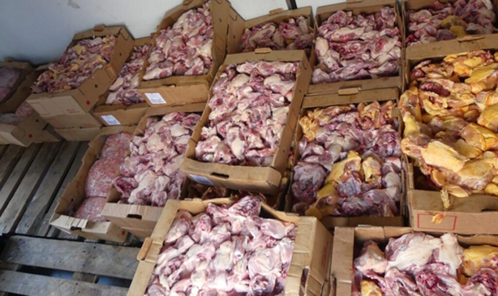 Prodotto non tracciato, Carabinieri sequestrano 400 kg di carne