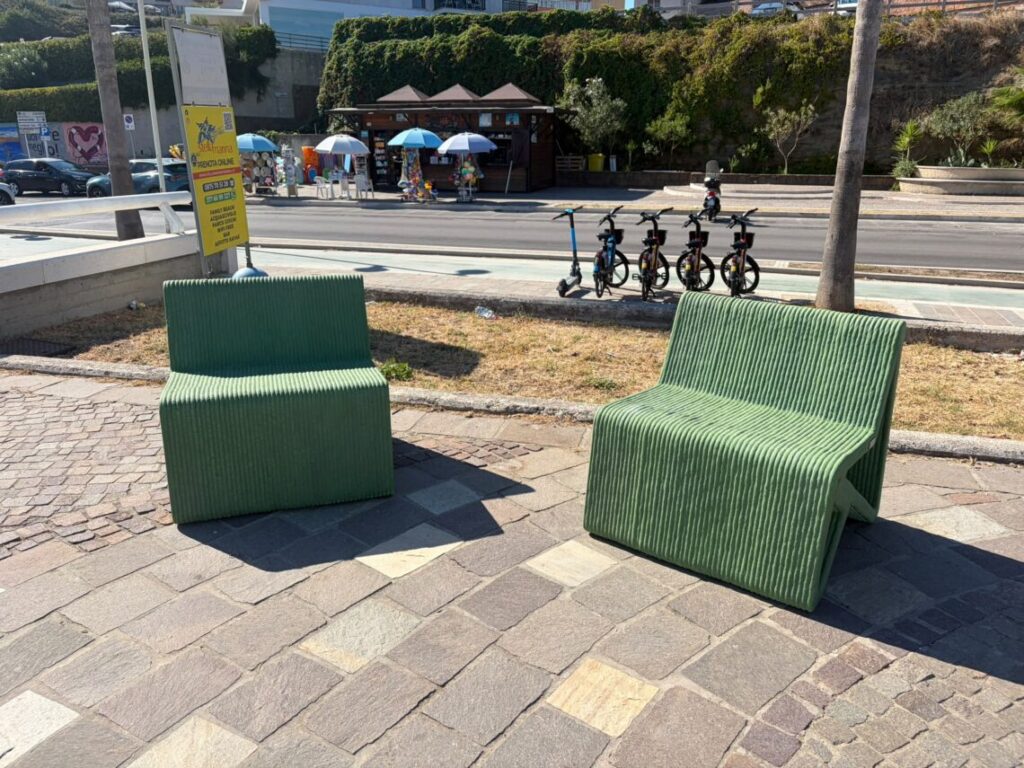 Termoli, nuovi arredi urbani sul lungomare nord nel segno della sostenibilità. FOTO