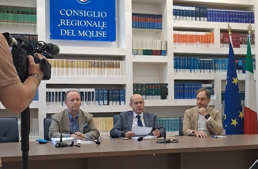 Il Consiglio regionale pronto a traslocare in contrada Macchie, Pallante: “Ecco perché risparmieremo 1 mln di euro”